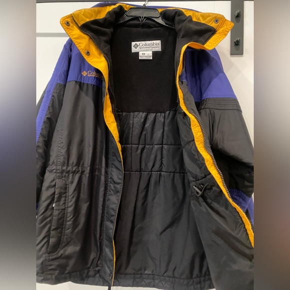 Columbia Jacket - Picture 4 of 10